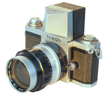 [Nikon 
F with Sports Finder]